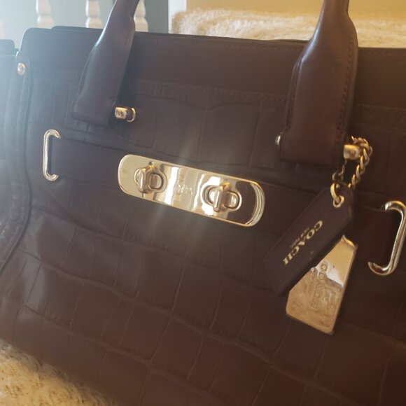 Coach Swagger Crocodile Embossed Leather Bag - Picture 5 of 6